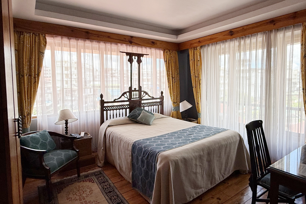 Suite Connecting Room